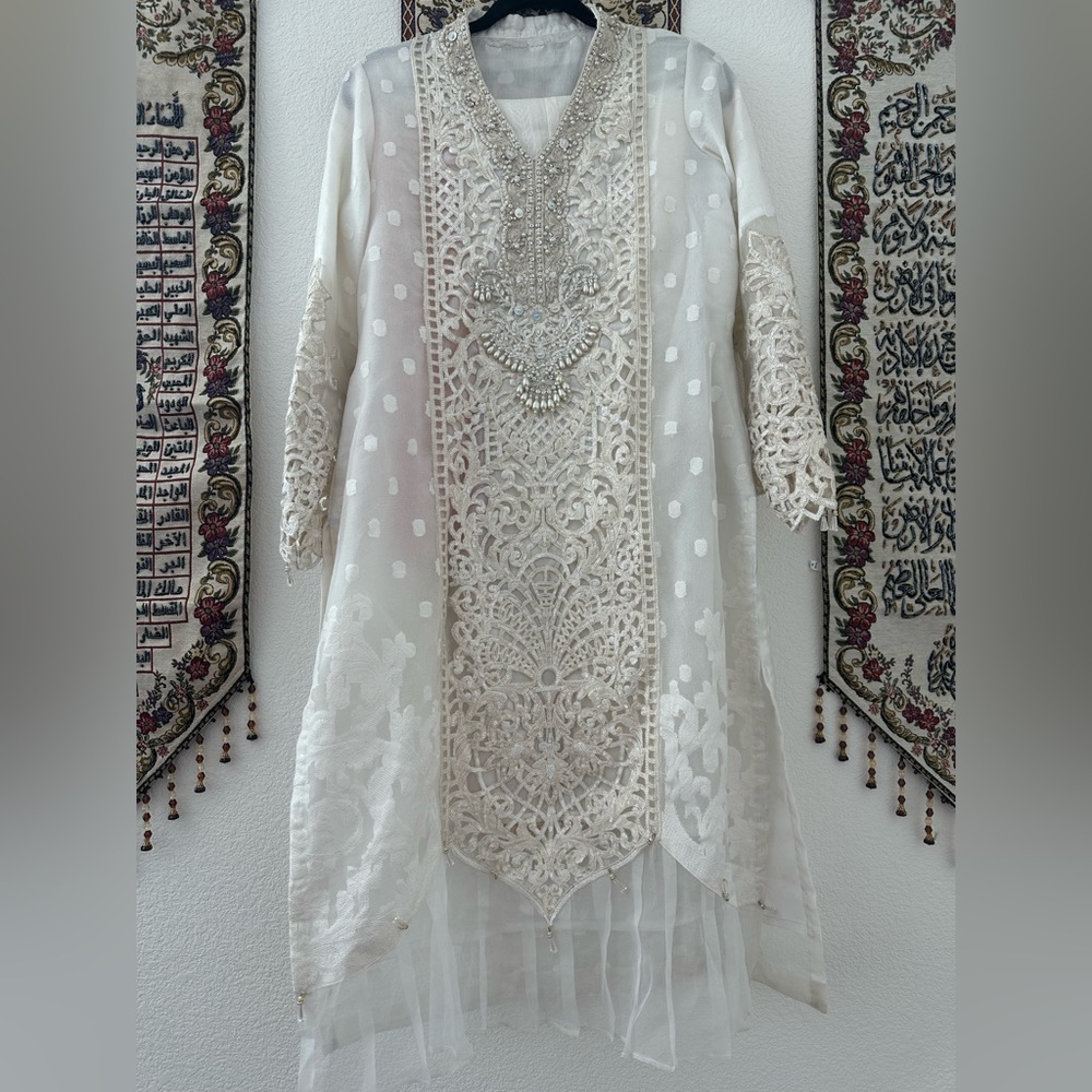 Maria B white semi formal suit brand new